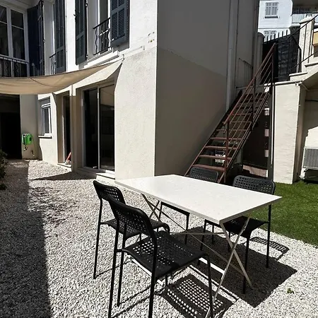 Apartment Avec Terrasse
